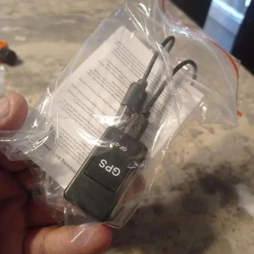 GPS MiniTracker in packaging